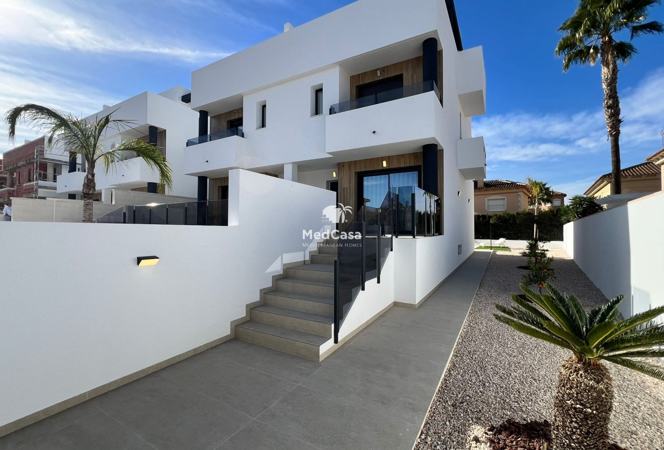 New Build - Townhouse -
Benferri