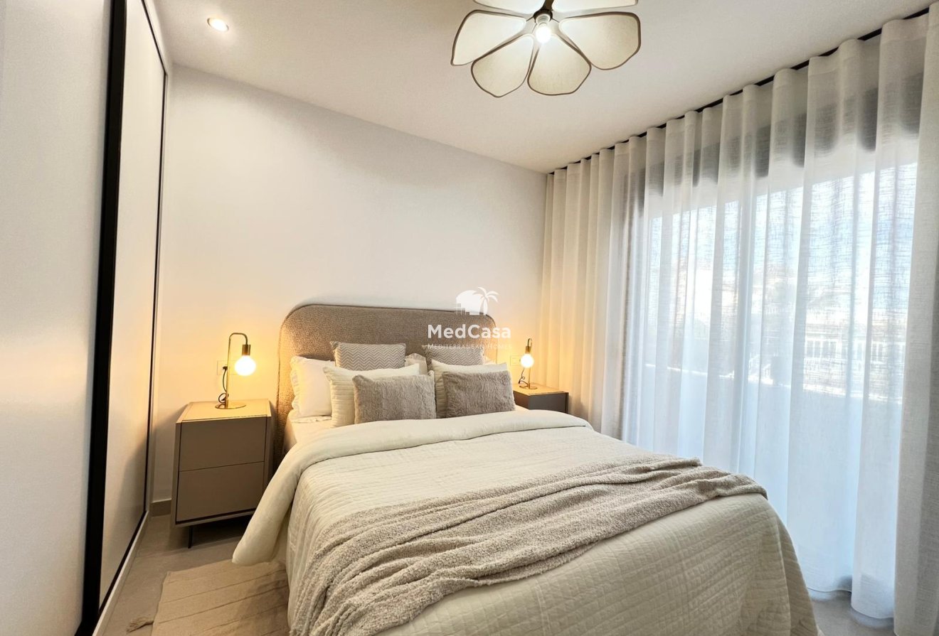 New Build - Townhouse -
Benferri