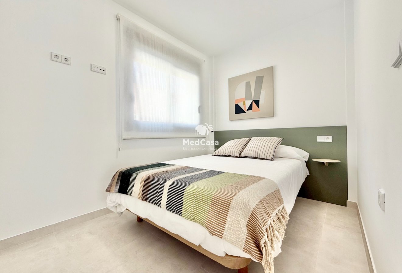 Neubau - Penthousewohnung -
Cox