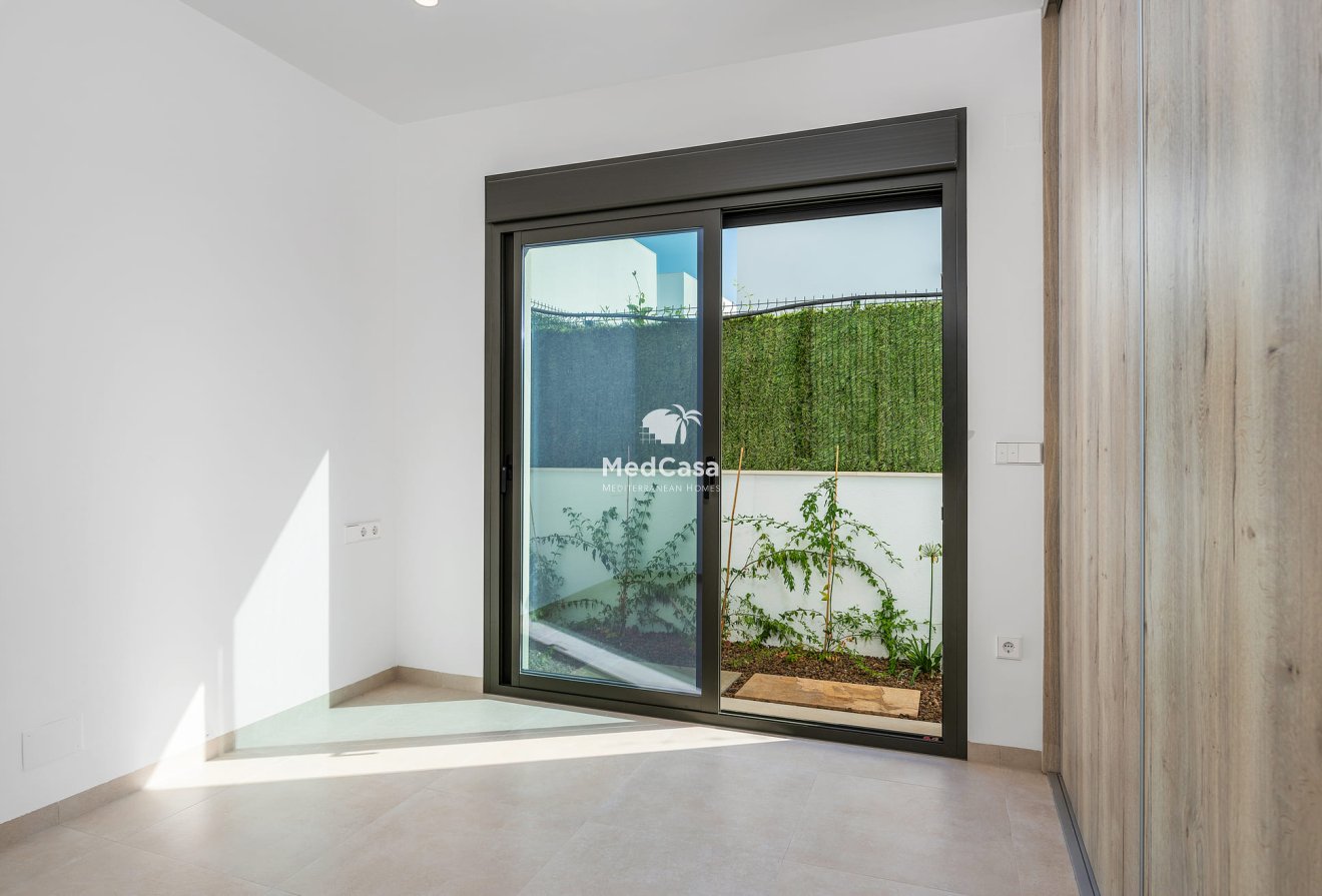 Neubau - Villa -
Los Alcázares