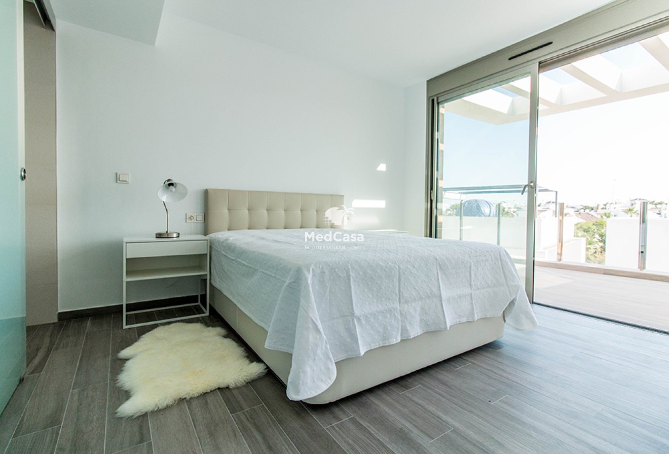 Neubau - Villa -
Orihuela Costa