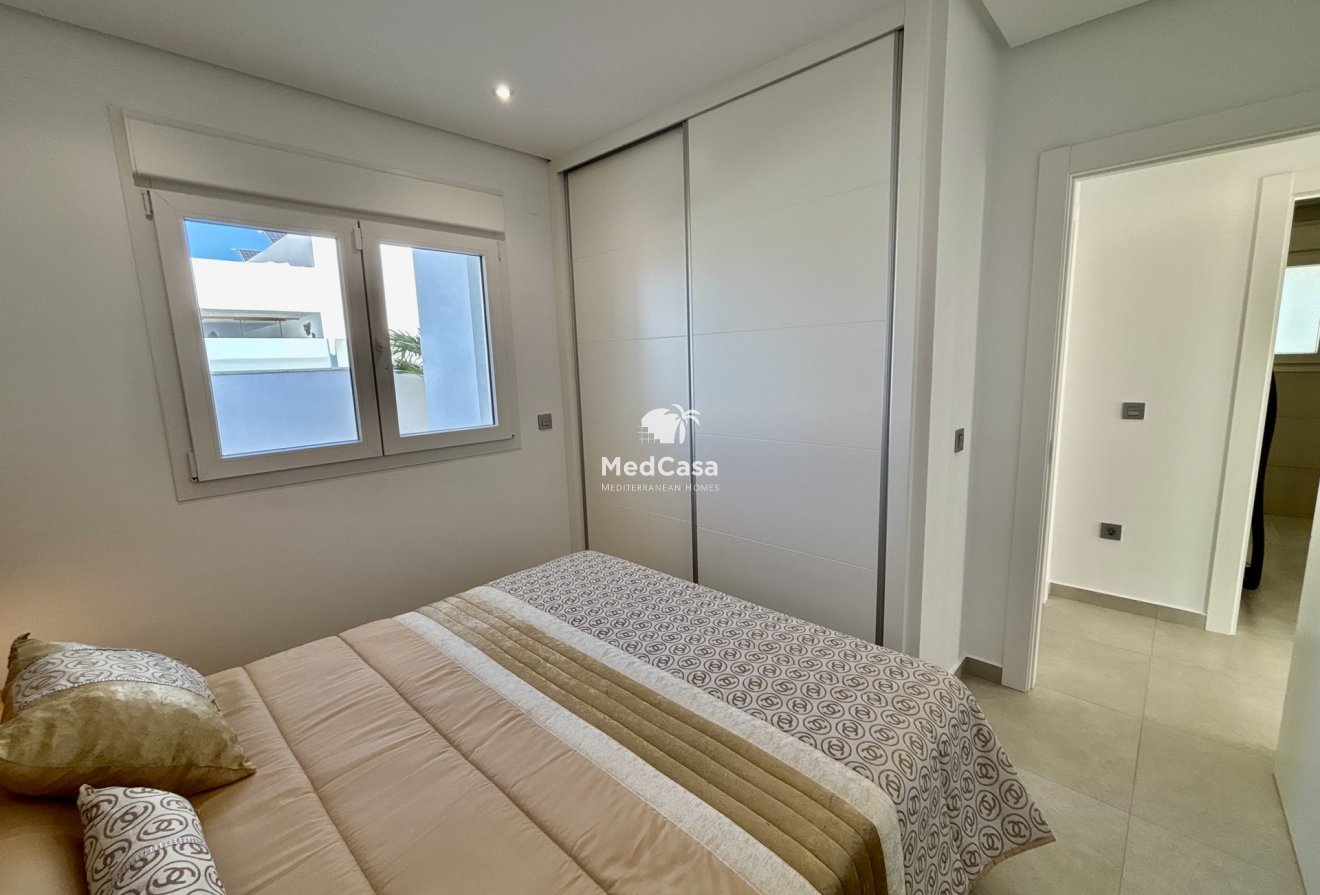 Neubau - Villa -
Benijofar