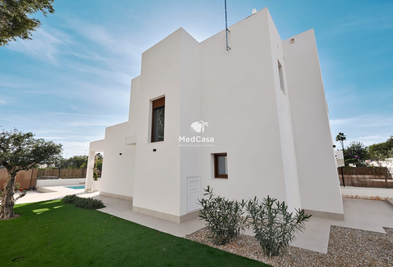 Neubau - Villa -
Orihuela Costa