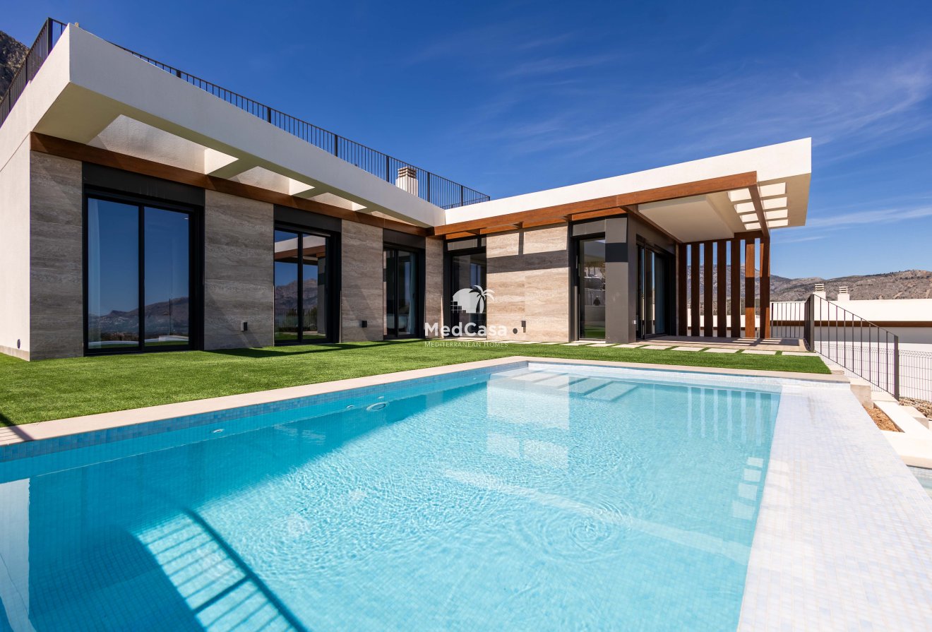 Obra nueva - Villa -
Polop de La Marina