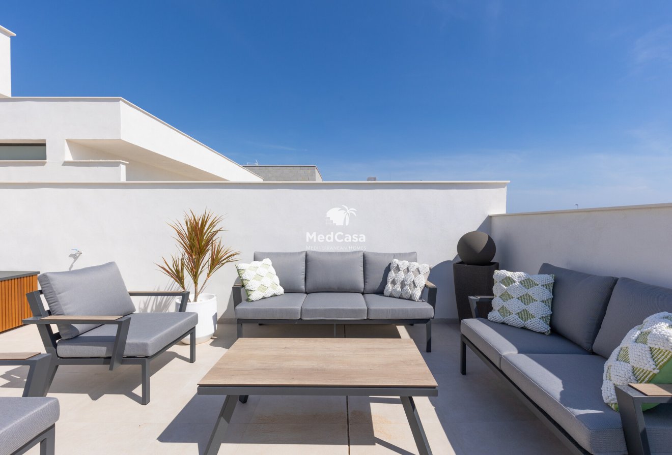 Obra nueva - Villa -
Los Alcázares