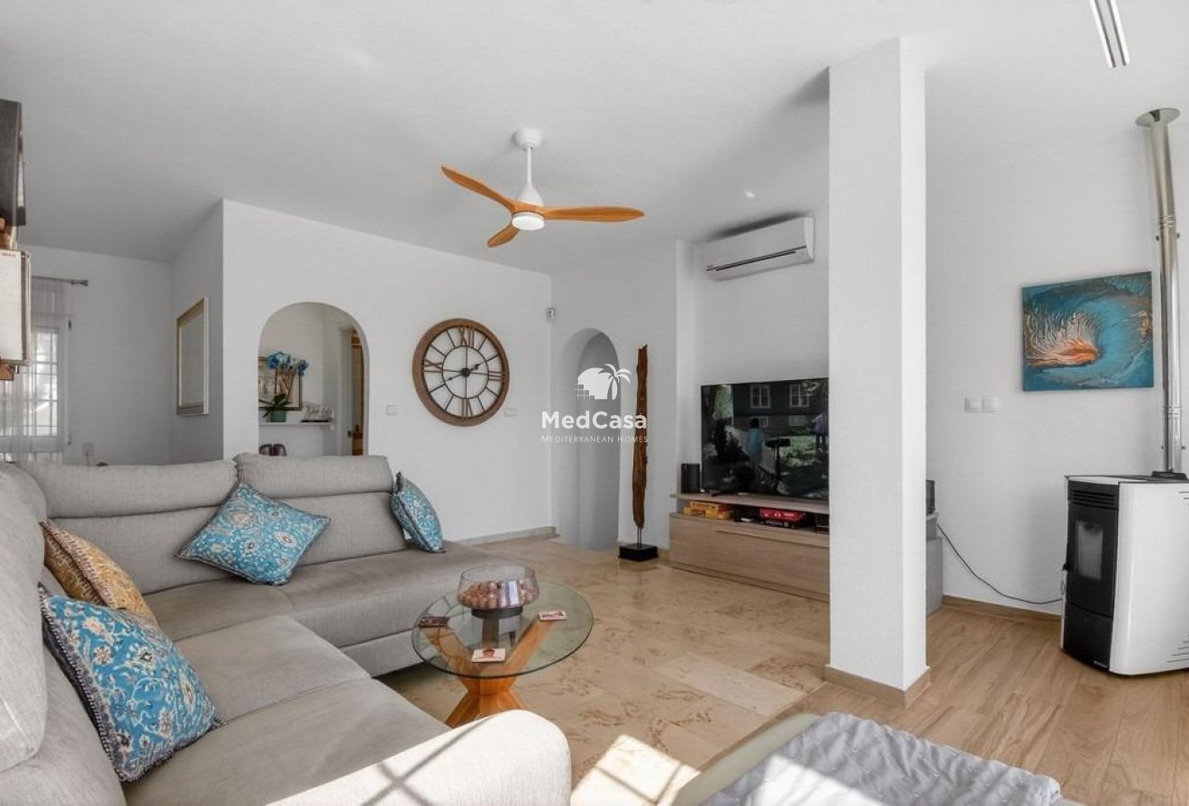 Segunda mano - Villa -
Orihuela Costa - Las Ramblas