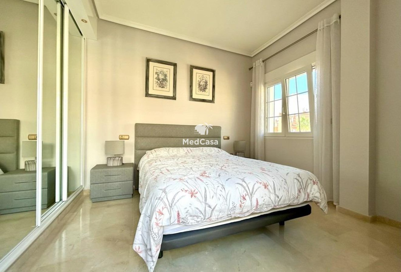 Resale - Penthouse -
Orihuela Costa - Aguamarina