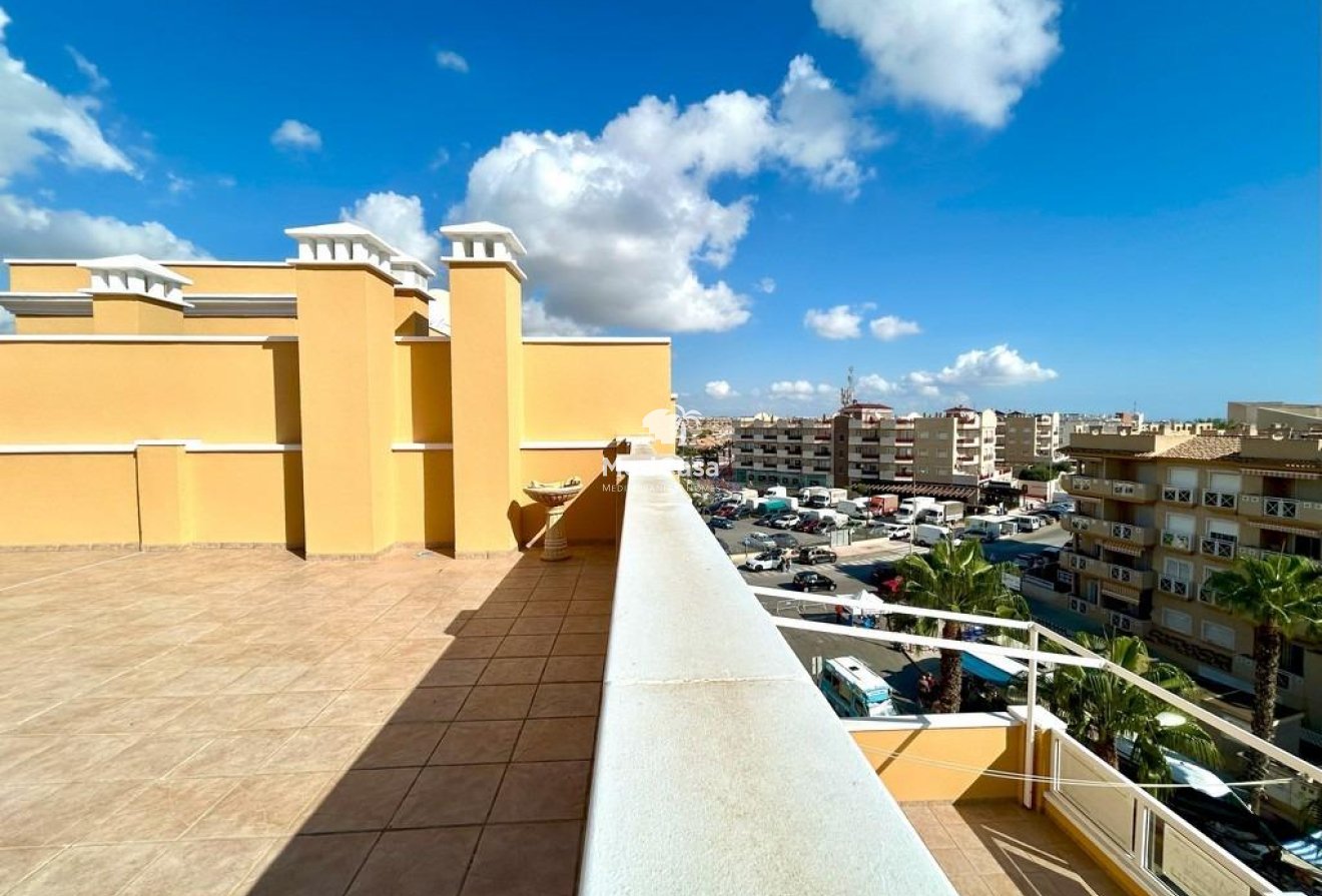Resale - Penthouse -
Orihuela Costa - Aguamarina