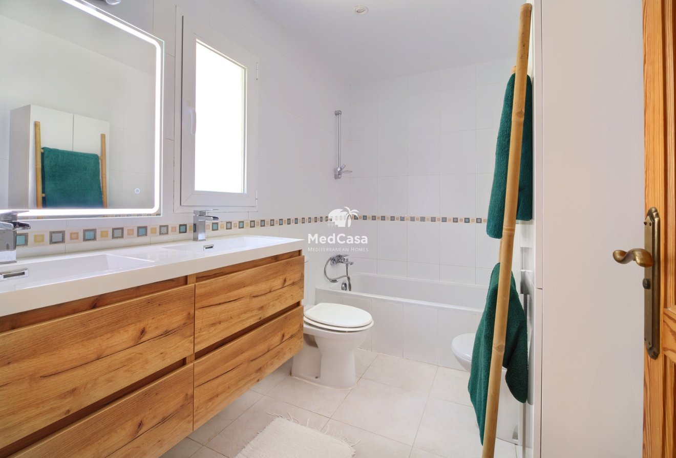 Wiederverkauf - Villa -
Jávea - Monte Olimpo