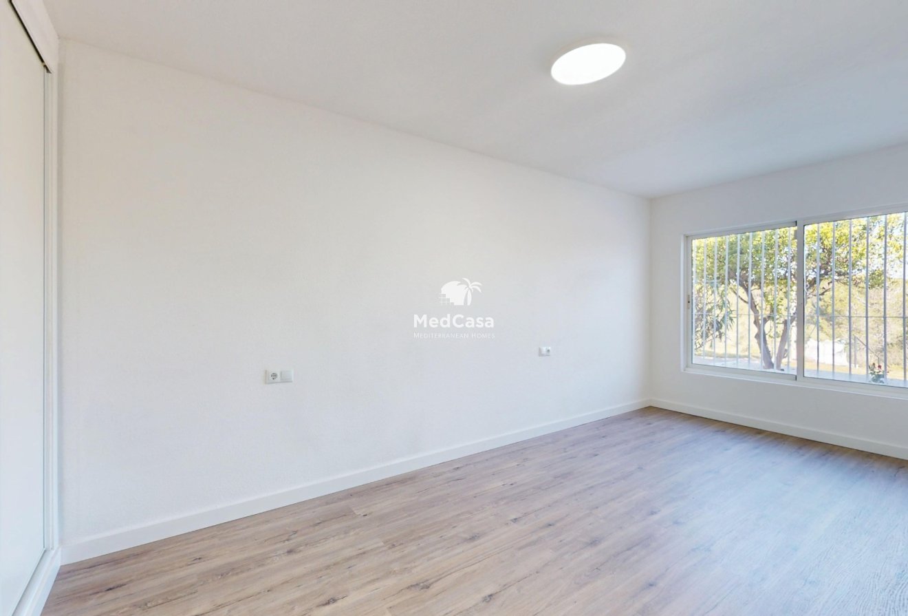 Wiederverkauf - Erdgeschosswohnung -
Orihuela Costa - Villamartín