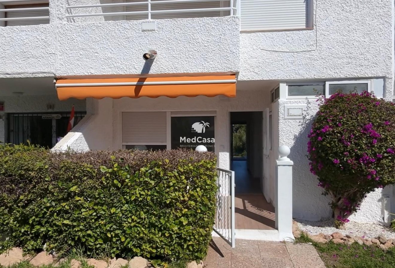 Wiederverkauf - Apartment -
Orihuela Costa - Villamartín-Las Filipinas