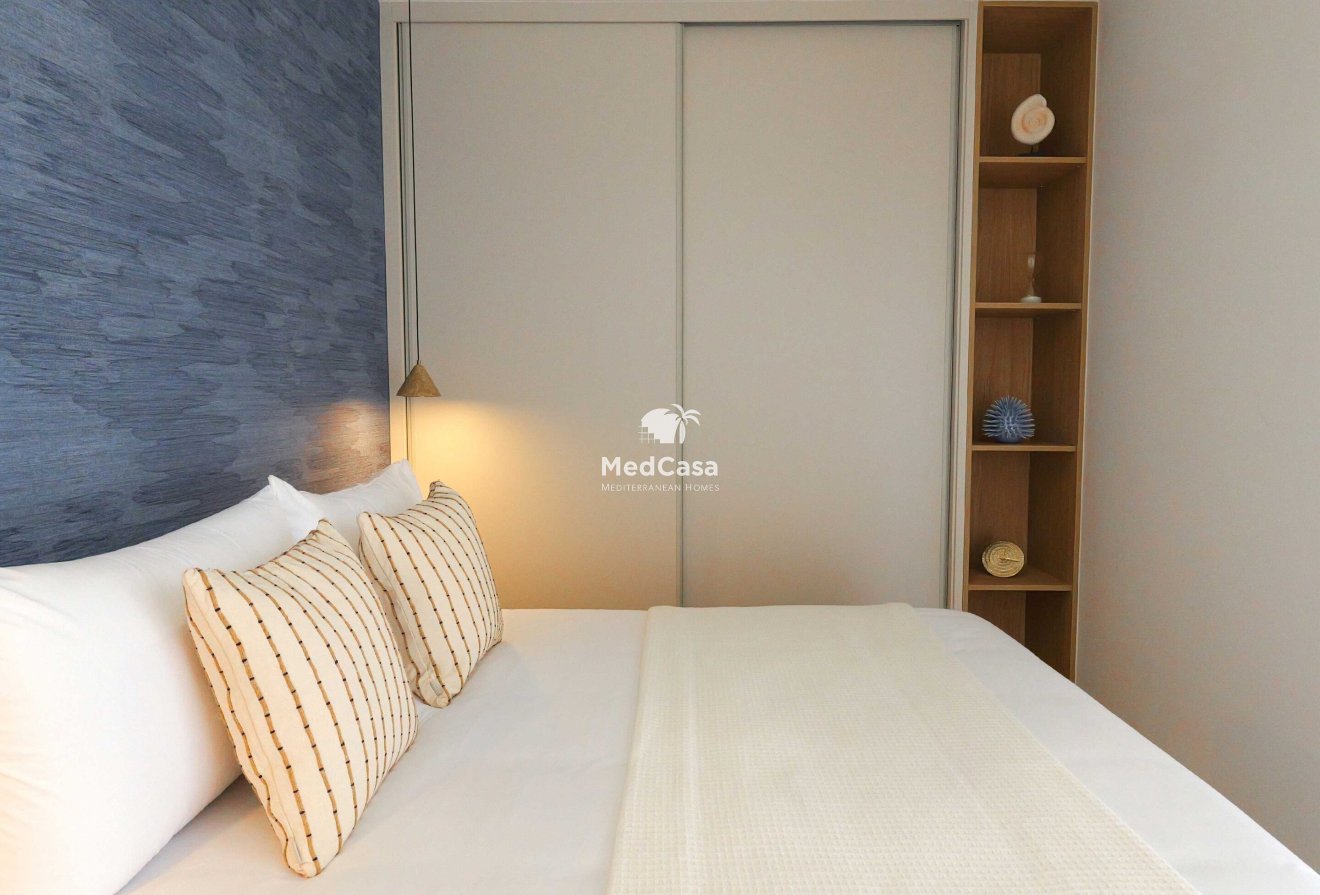 Obra nueva - Apartamento -
La Manga