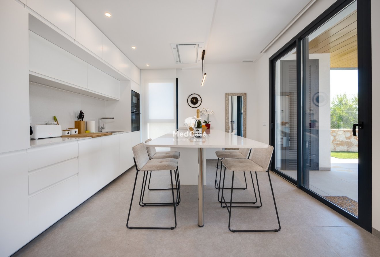 Wiederverkauf - Erdgeschosswohnung -
Golf Las Colinas