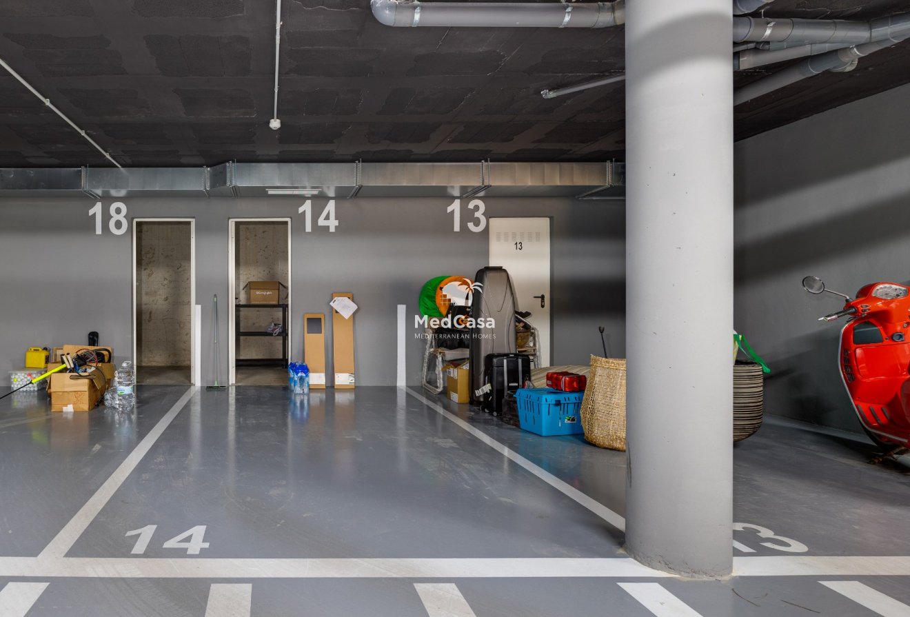 Wiederverkauf - Erdgeschosswohnung -
Golf Las Colinas