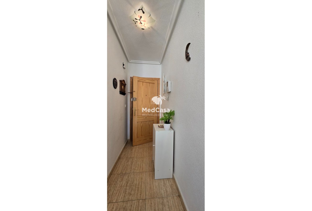 Resale - Apartment -
Formentera del Segura