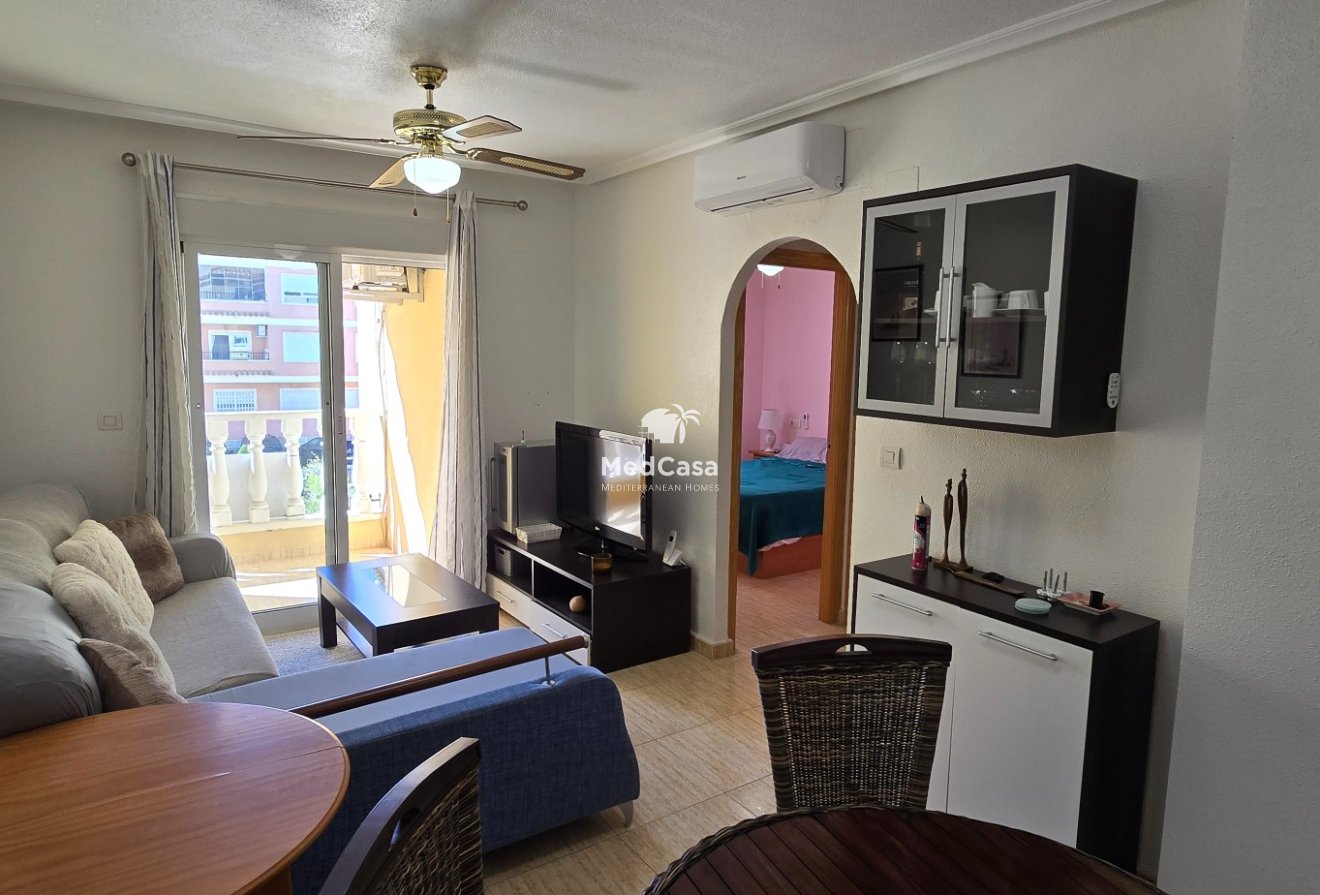 Resale - Apartment -
Formentera del Segura