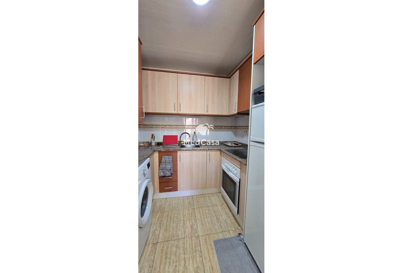 Resale - Apartment -
Formentera del Segura