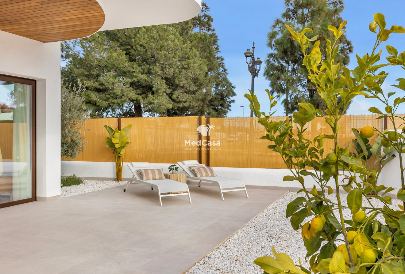 Obra nueva - Villa -
Los Alcázares