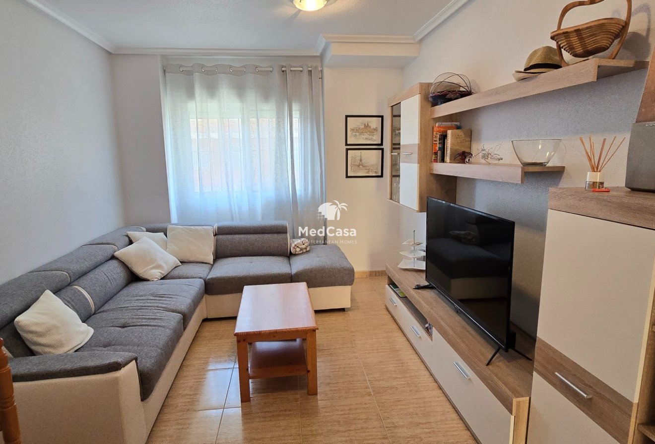 Wiederverkauf - Erdgeschosswohnung -
Formentera del Segura