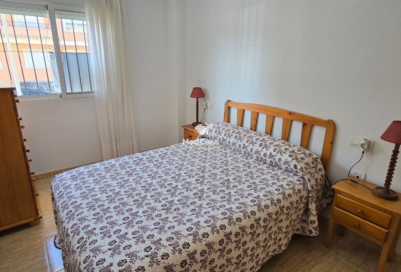 Wiederverkauf - Erdgeschosswohnung -
Formentera del Segura