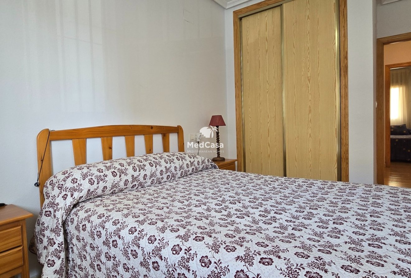 Wiederverkauf - Erdgeschosswohnung -
Formentera del Segura