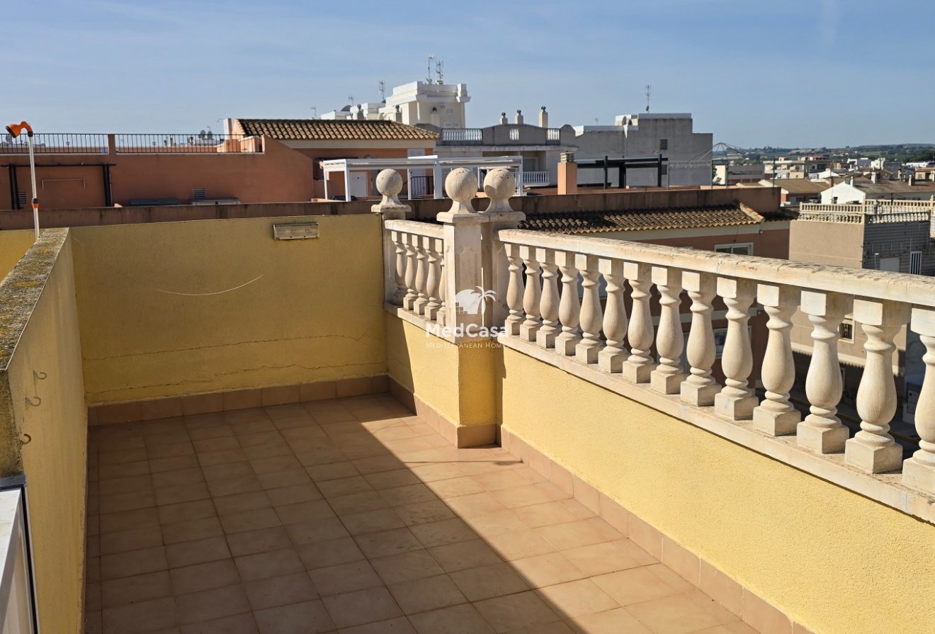 Wiederverkauf - Erdgeschosswohnung -
Formentera del Segura