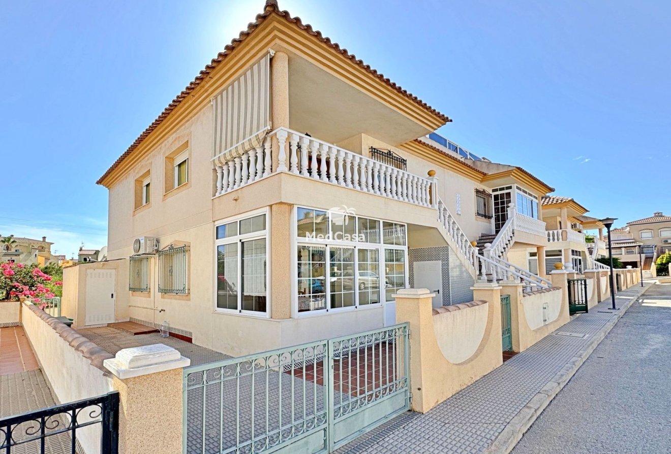Wiederverkauf - Penthousewohnung -
Orihuela Costa - La Zenia