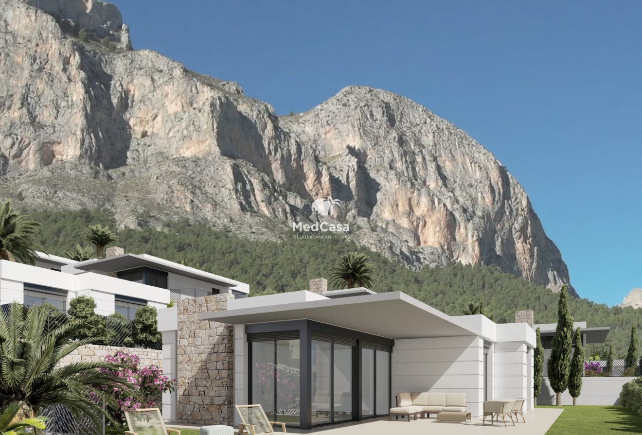 Obra nueva - Villa -
Polop de La Marina