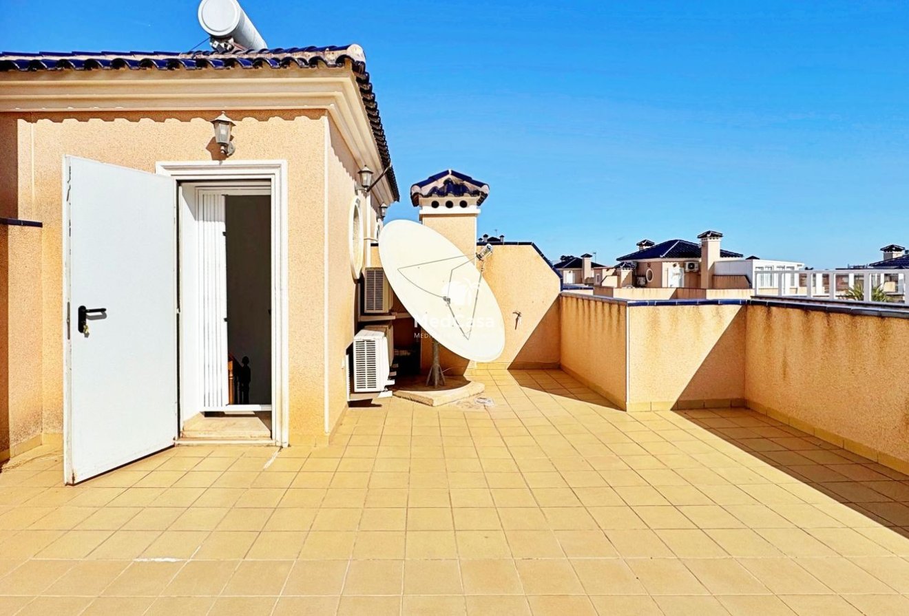 Wiederverkauf - Eckreihenhaus -
Orihuela Costa - Villamartín