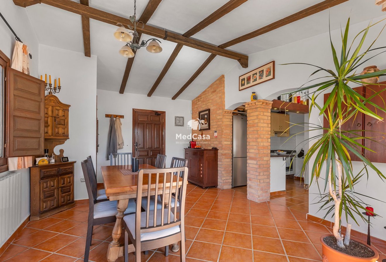 Wiederverkauf - Villa -
Orihuela Costa - Villamartín