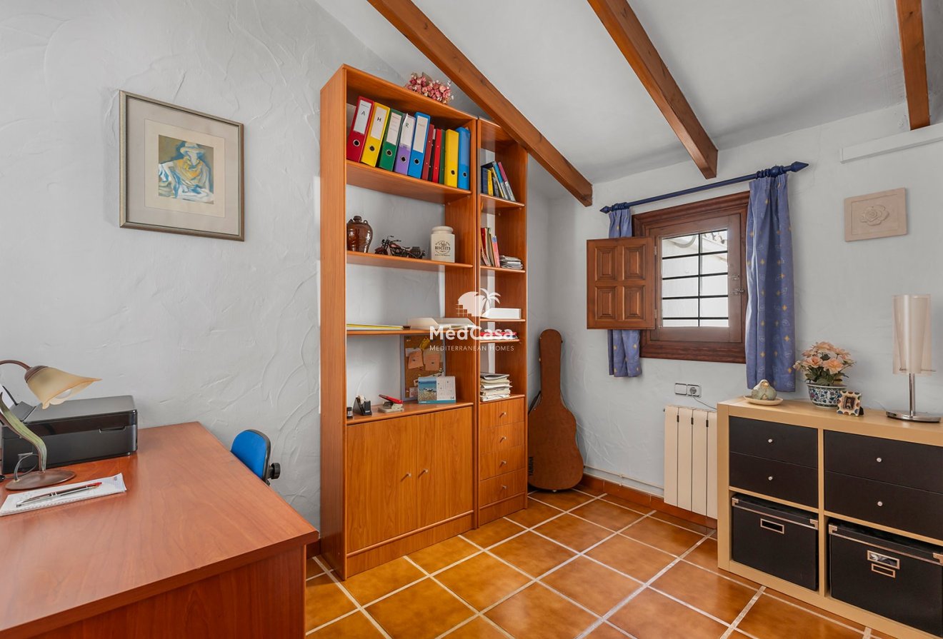 Wiederverkauf - Villa -
Orihuela Costa - Villamartín