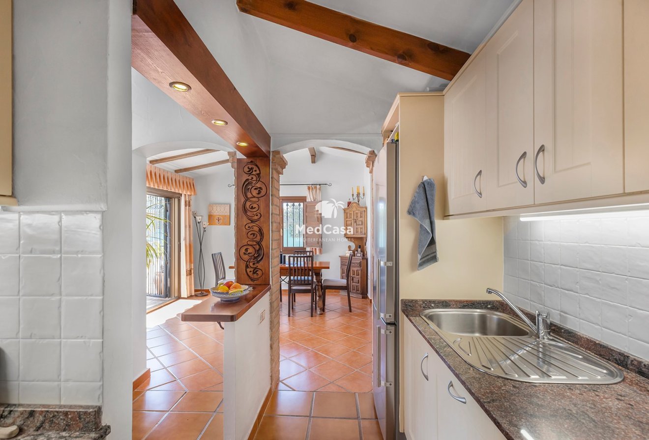 Wiederverkauf - Villa -
Orihuela Costa - Villamartín