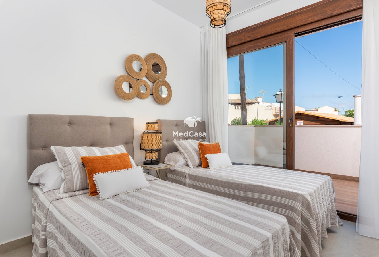 Neubau - Erdgeschosswohnung -
Torrevieja