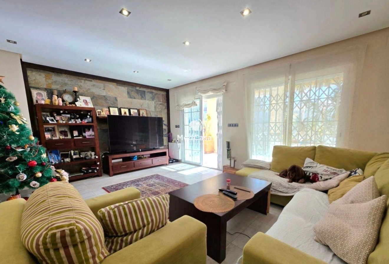 Wiederverkauf - Villa -
Dehesa de campoamor - Campoamor