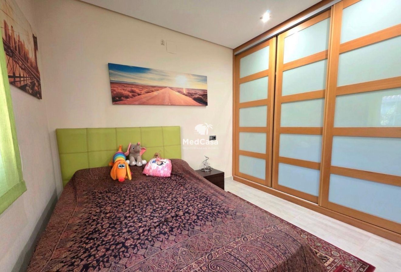 Wiederverkauf - Villa -
Dehesa de campoamor - Campoamor