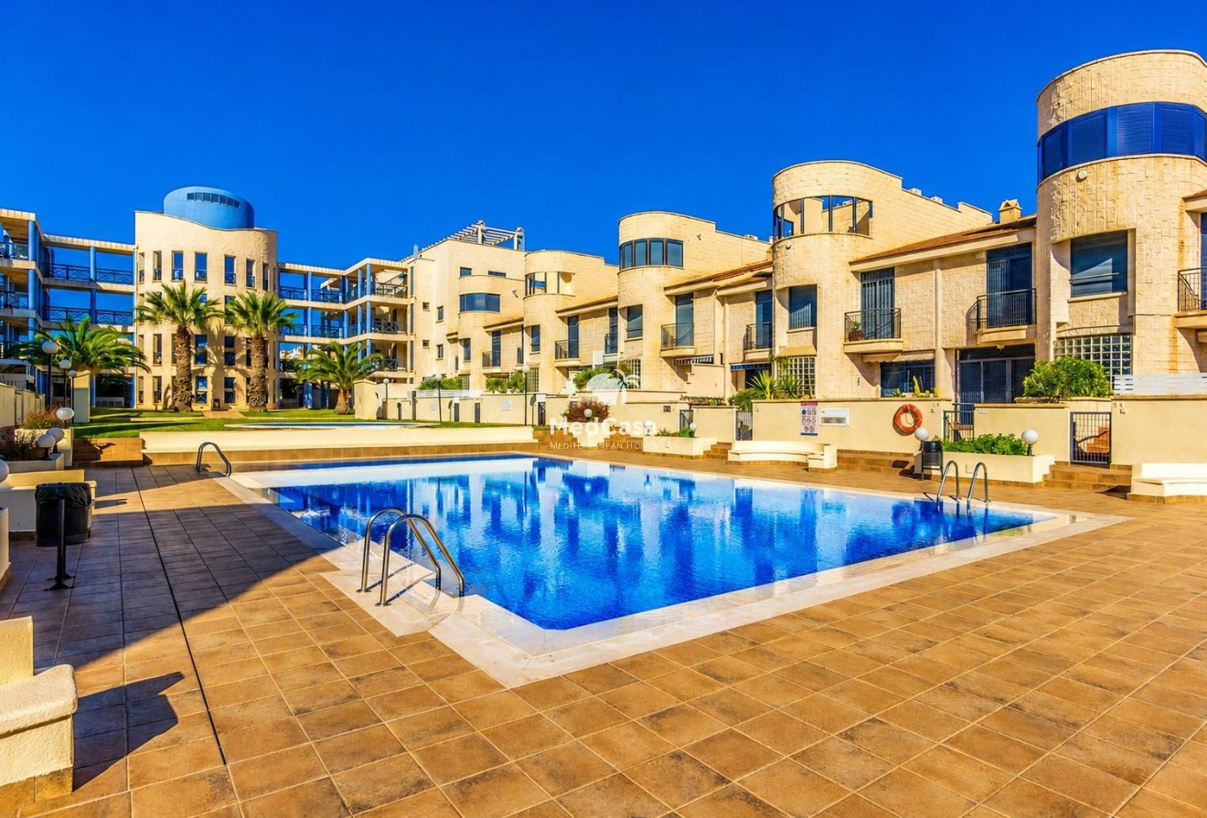 Segunda mano - Adosado -
Orihuela Costa - Aguamarina
