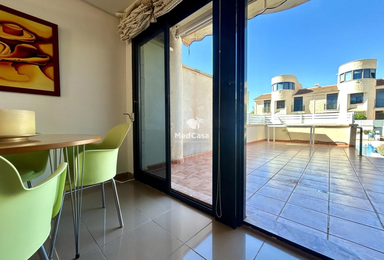 Segunda mano - Adosado -
Orihuela Costa - Aguamarina