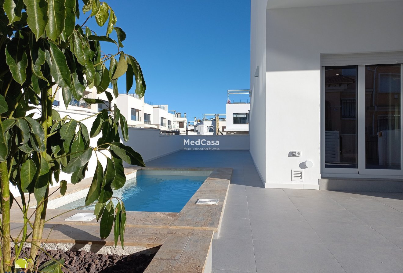 Neubau - Reihenhaus -
Orihuela Costa