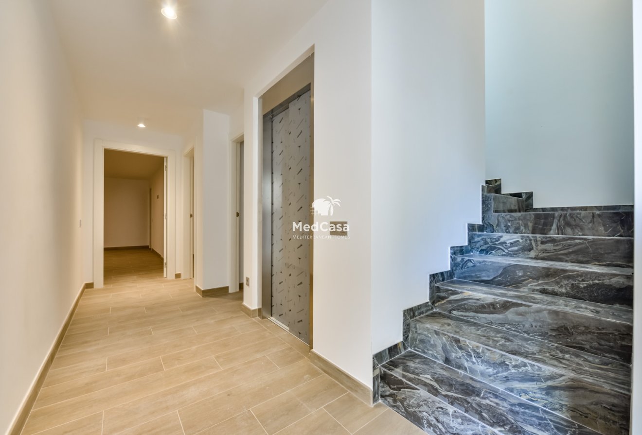 Neubau - Villa -
Finestrat