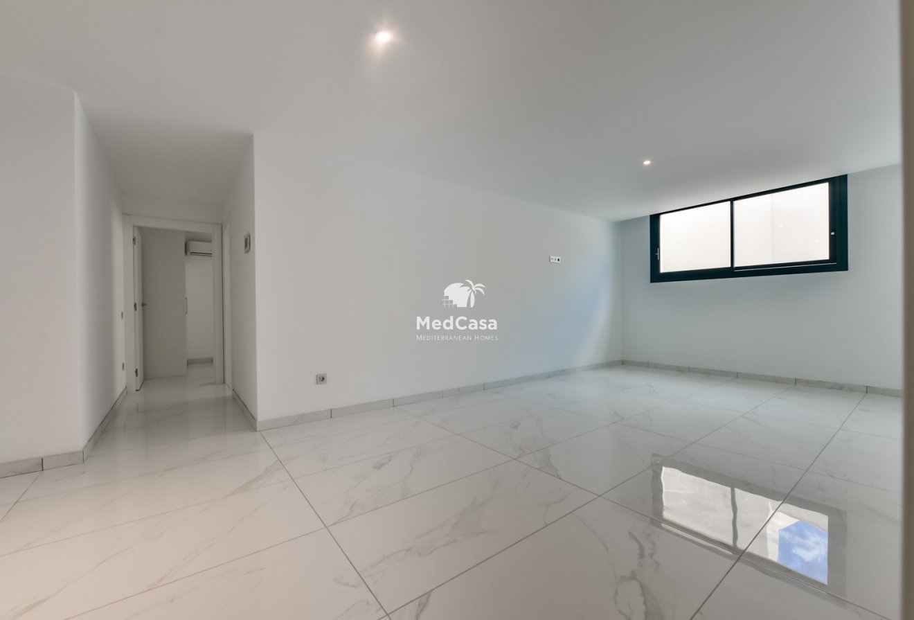 Neubau - Villa -
Finestrat