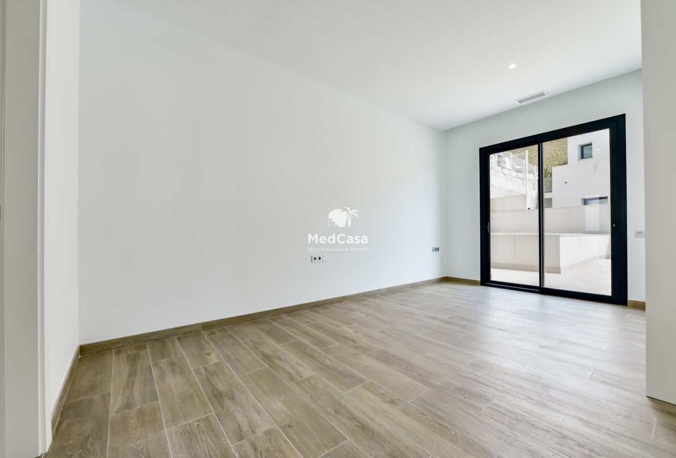 Neubau - Villa -
Finestrat