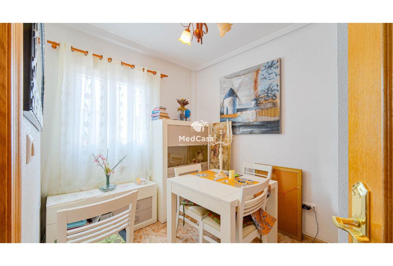 Wiederverkauf - Eckreihenhaus -
Orihuela Costa - Punta Prima