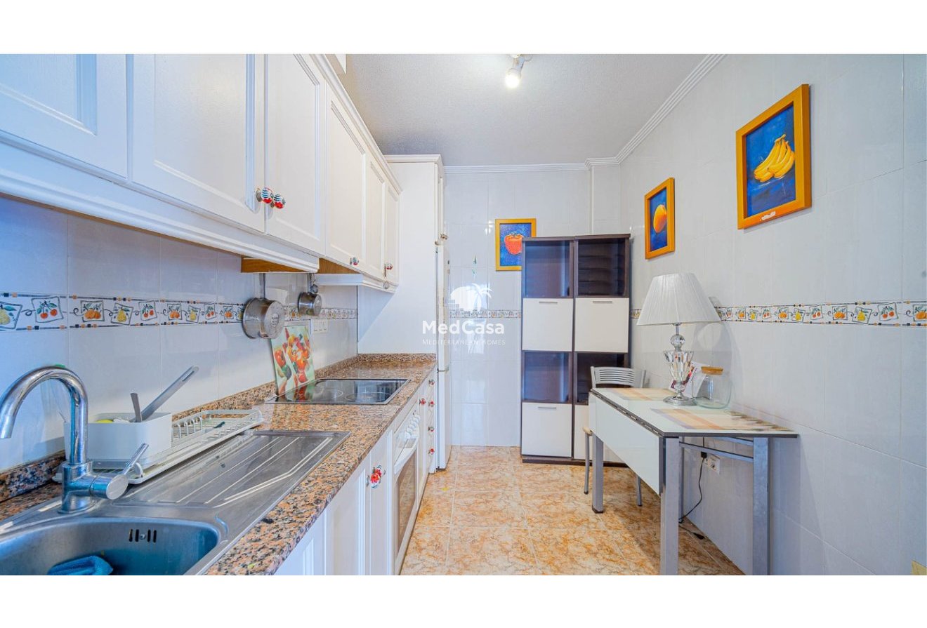 Wiederverkauf - Eckreihenhaus -
Orihuela Costa - Punta Prima