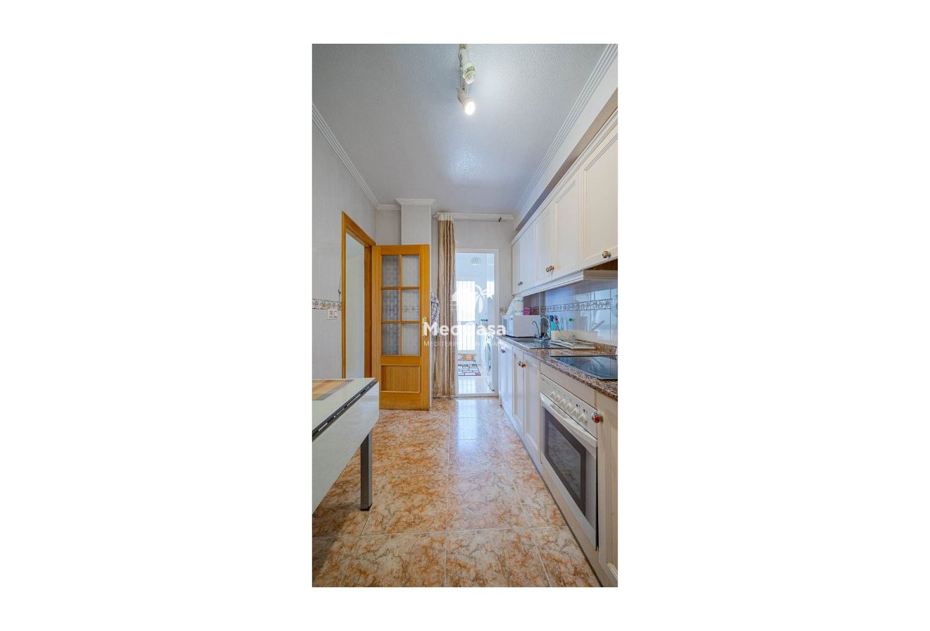 Wiederverkauf - Eckreihenhaus -
Orihuela Costa - Punta Prima