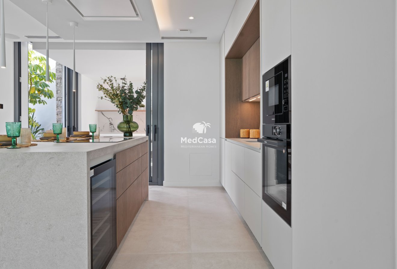 Obra nueva - Villa -
Benidorm