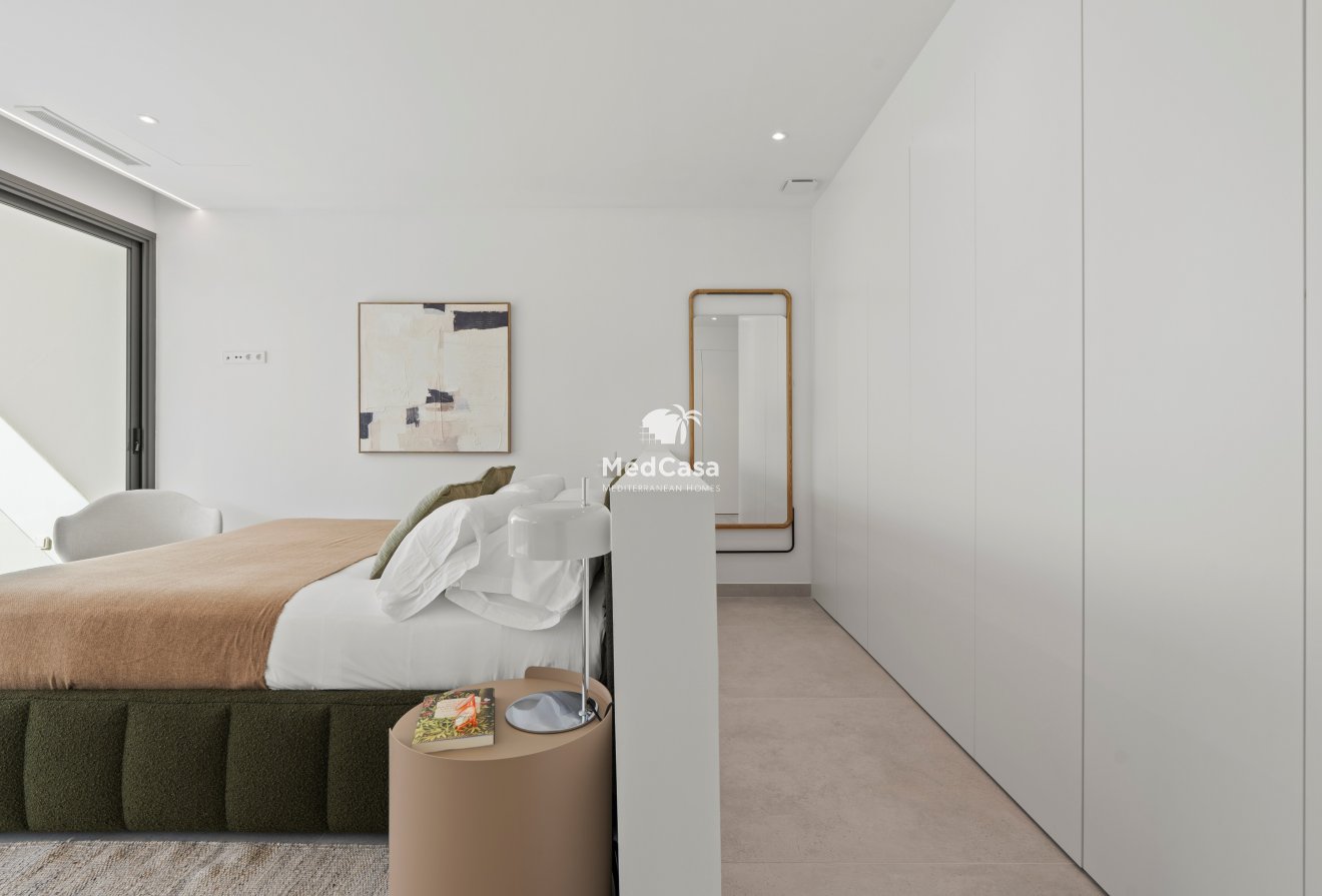 Obra nueva - Villa -
Benidorm