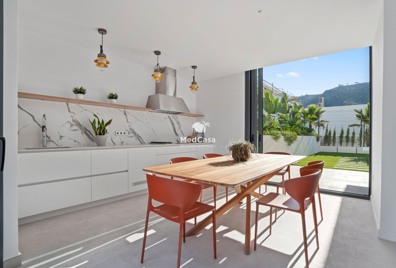 Neubau - Villa -
Benidorm