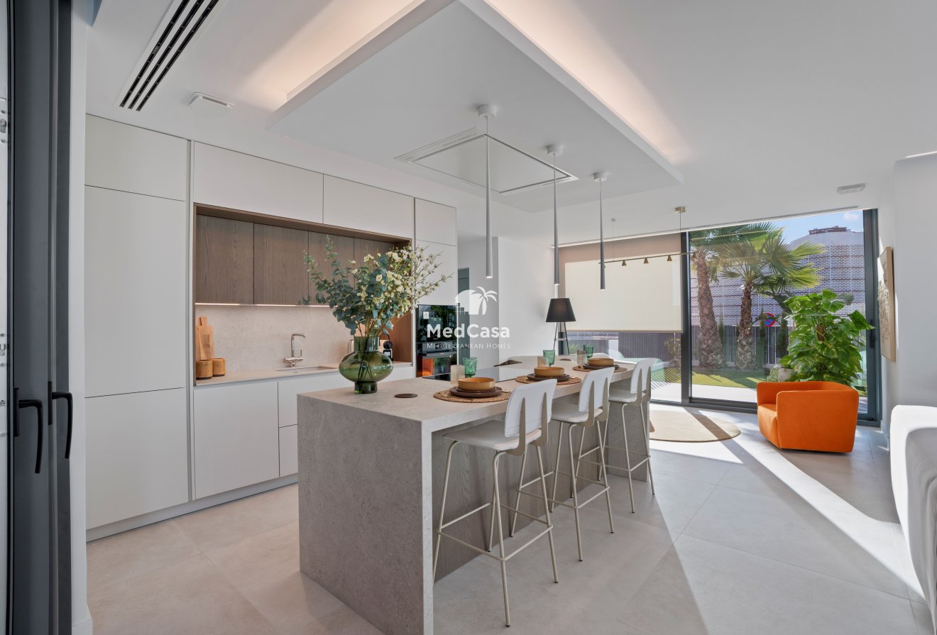 Neubau - Villa -
Benidorm