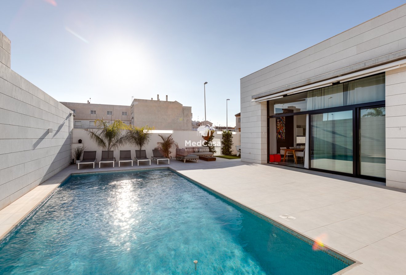 Neubau - Villa -
Pilar de la Horadada