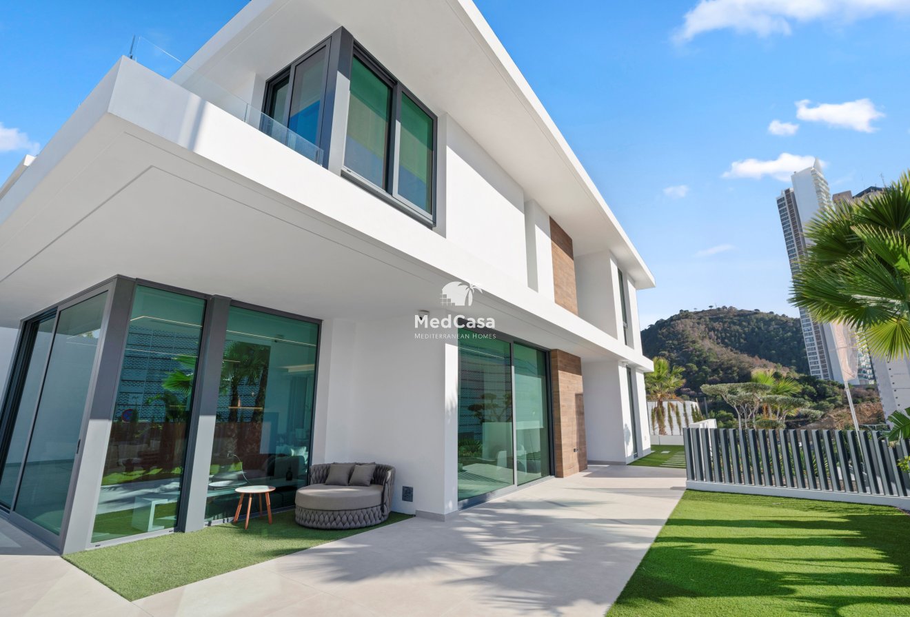 Neubau - Villa -
Benidorm